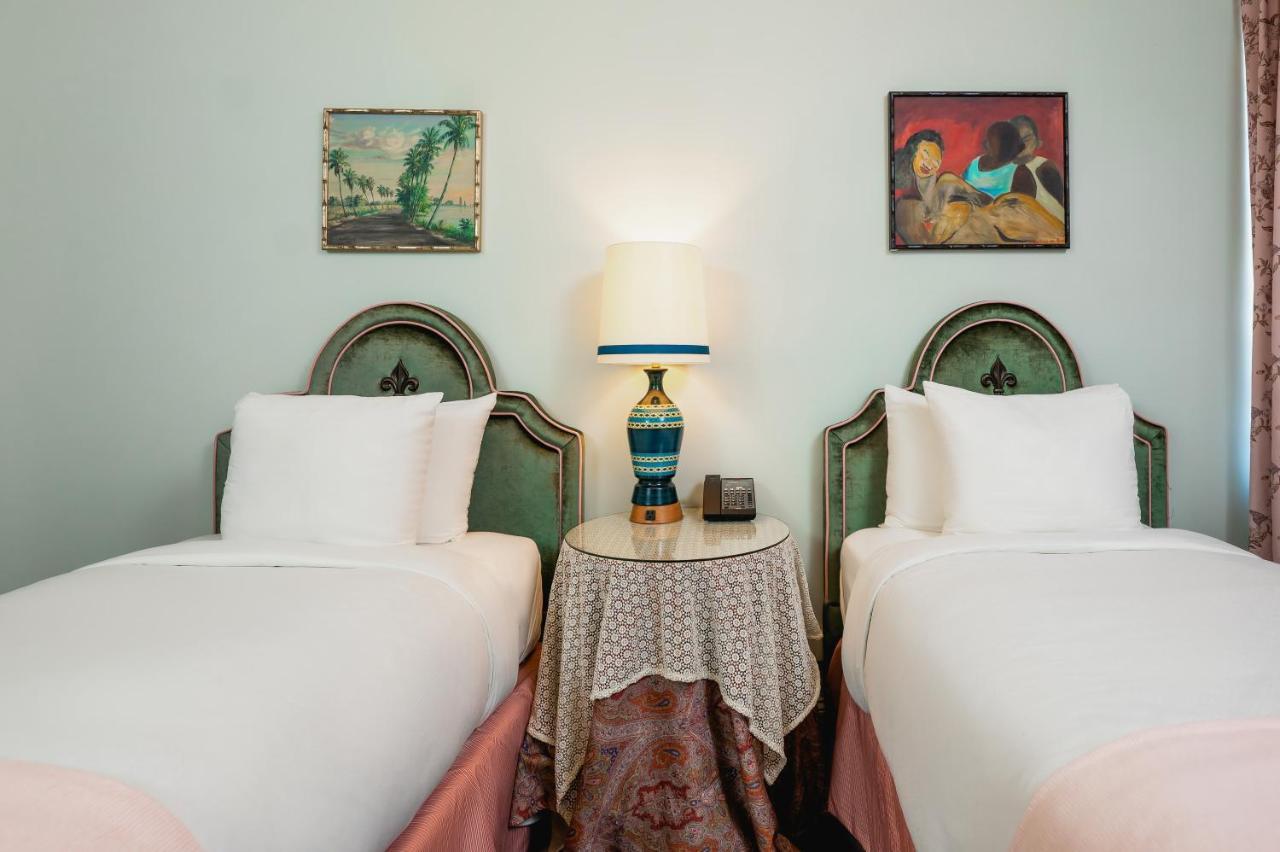 Pontchartrain Hotel St. Charles Avenue New Orleans Exterior photo